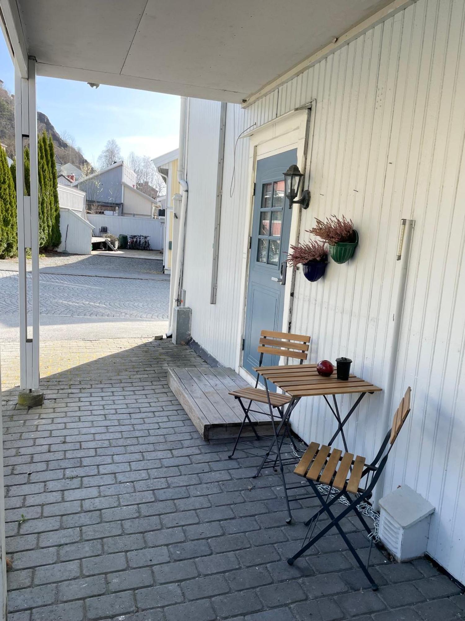 Sentral Og Fargerik Bygardsleilighet Halden Kültér fotó